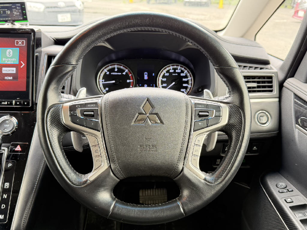 三菱 デリカＤ：５ Gﾊﾟﾜｰﾊﾟｯｹｰｼﾞ 4WD