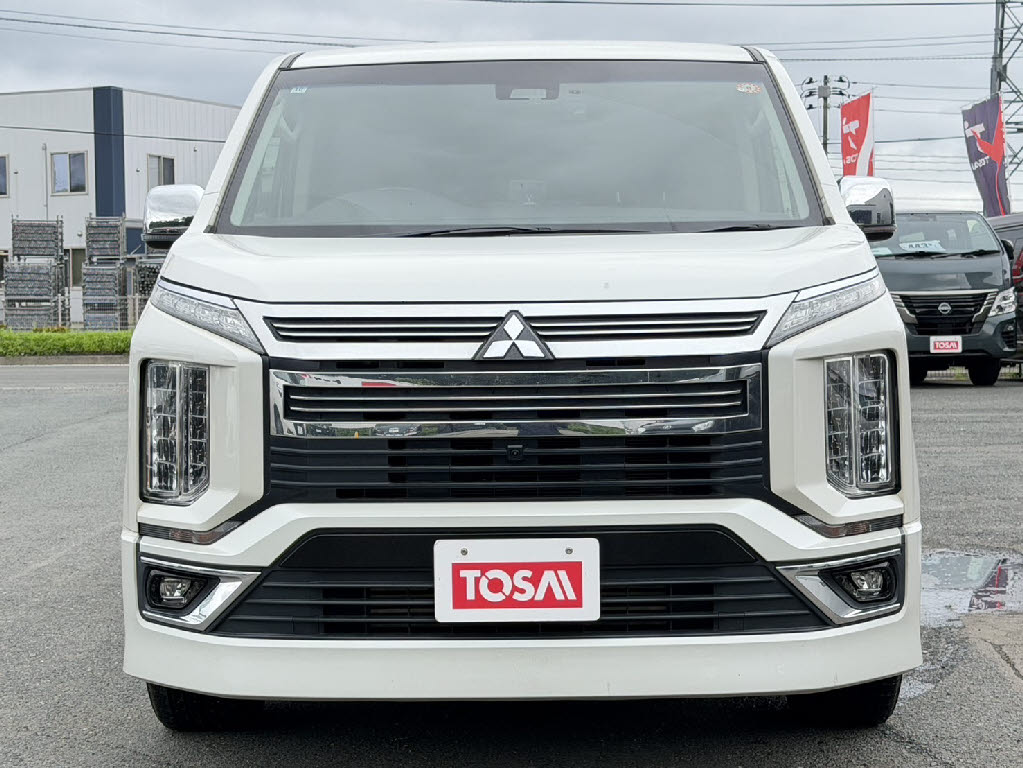 三菱 デリカＤ：５ Gﾊﾟﾜｰﾊﾟｯｹｰｼﾞ 4WD