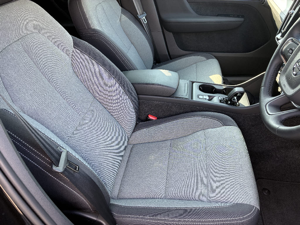 ボルボ ボルボ ＸＣ４０ プラスB3