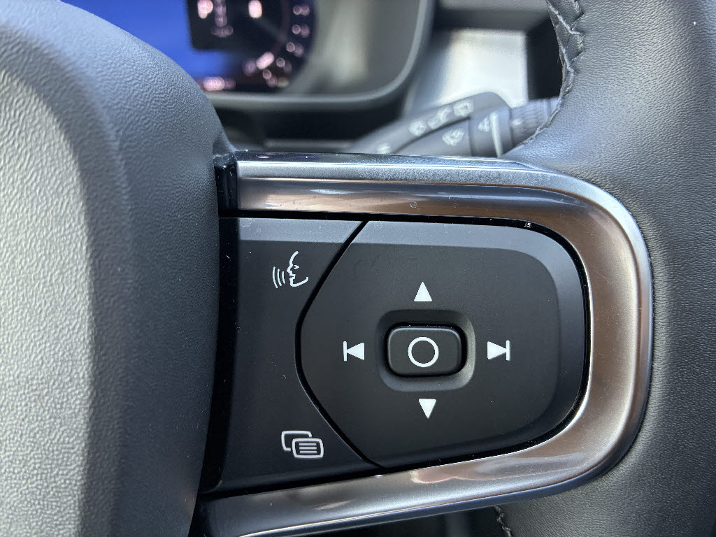 ボルボ ボルボ ＸＣ４０ プラスB3