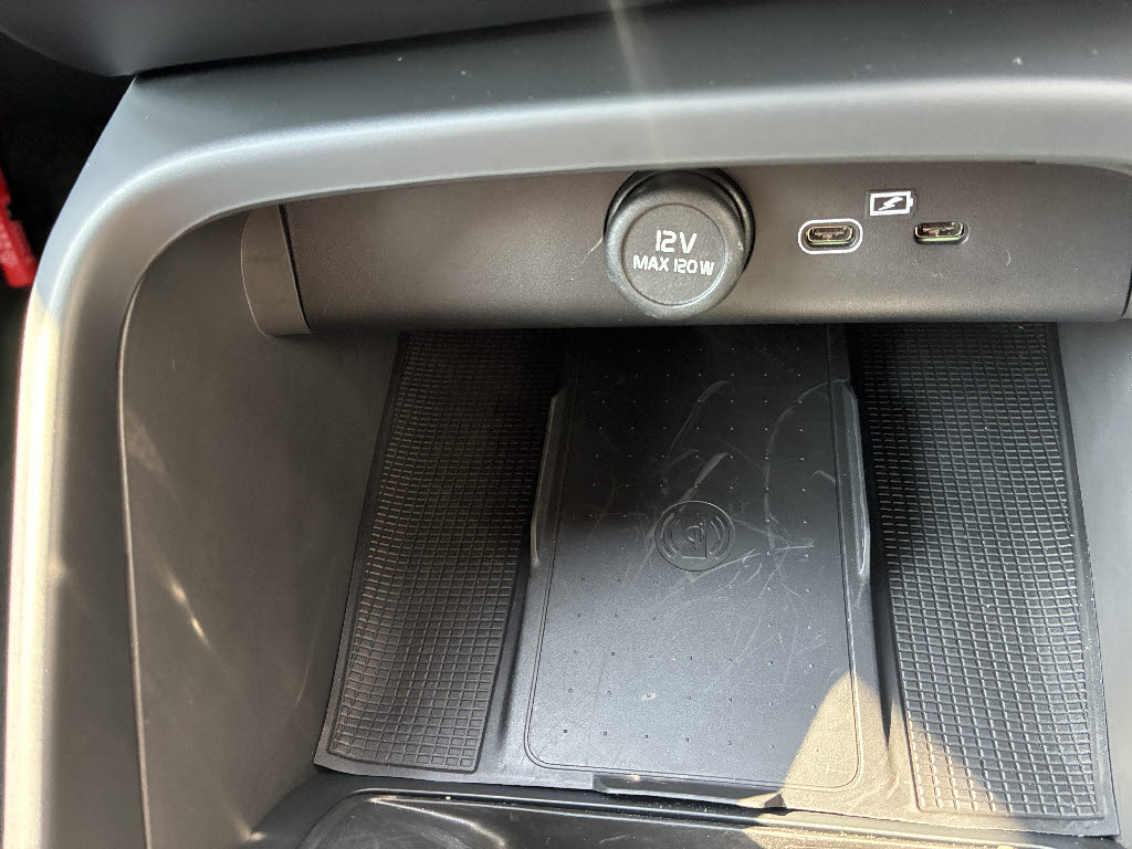 ボルボ ボルボ ＸＣ４０ プラスB3