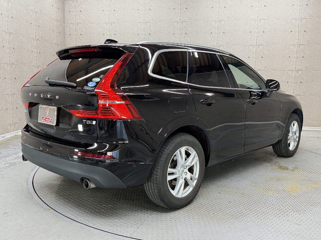 ボルボ ボルボ ＸＣ６０ T5 AWDﾓｰﾒﾝﾀﾑ