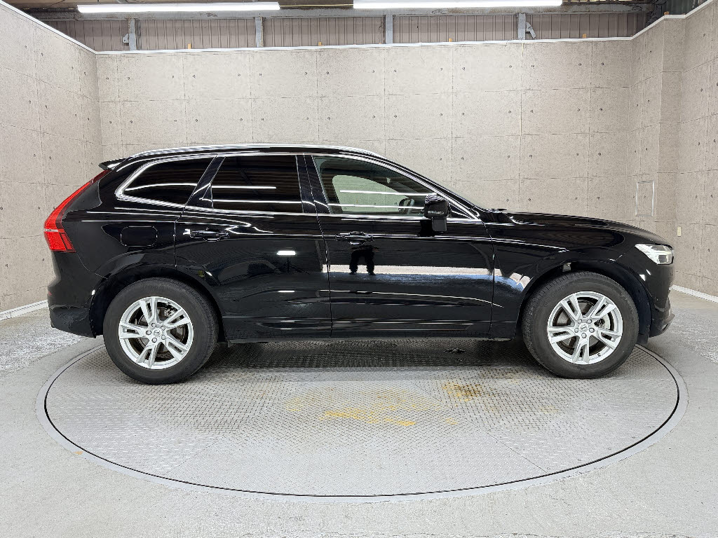 ボルボ ボルボ ＸＣ６０ T5 AWDﾓｰﾒﾝﾀﾑ
