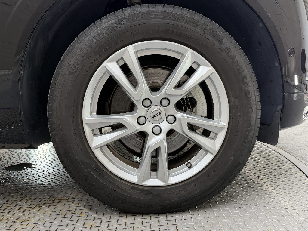 ボルボ ボルボ ＸＣ６０ T5 AWDﾓｰﾒﾝﾀﾑ