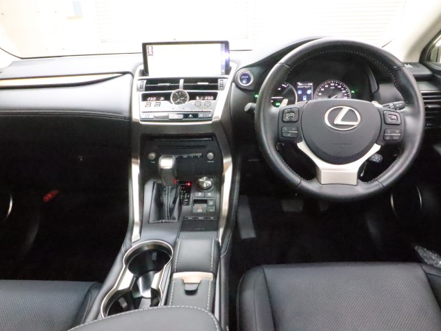 レクサス レクサス ＮＸ NX300hバージョンL