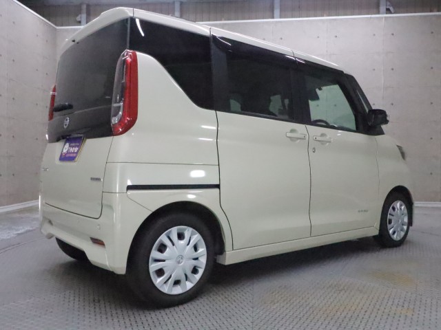 ニッサン ルークス Ｘ