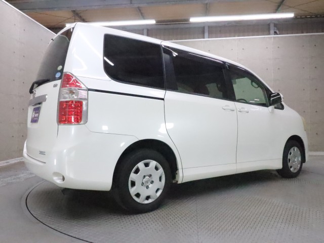 トヨタ ノア X