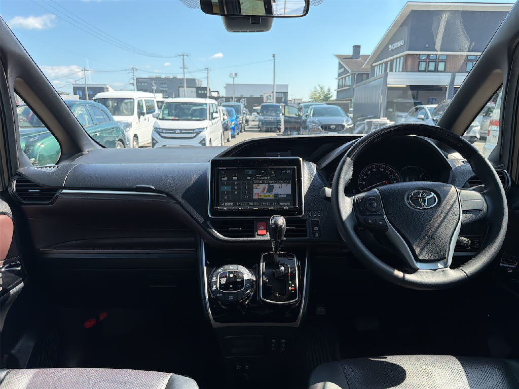 トヨタ エスクァイア Gi 4WD