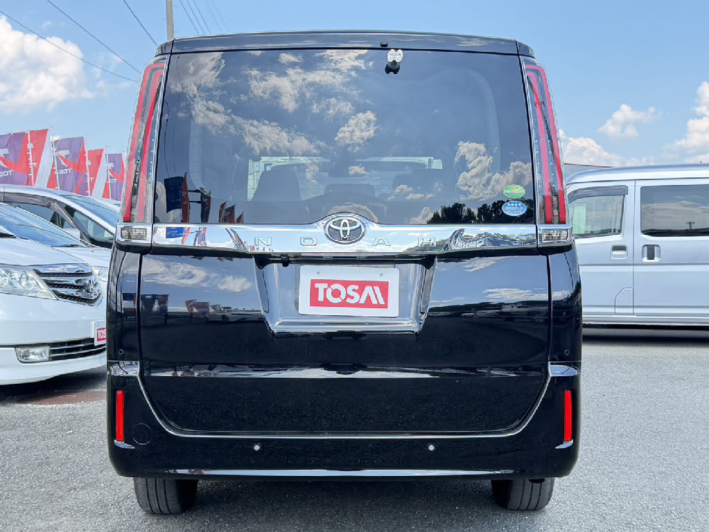 トヨタ ノア X 4WD