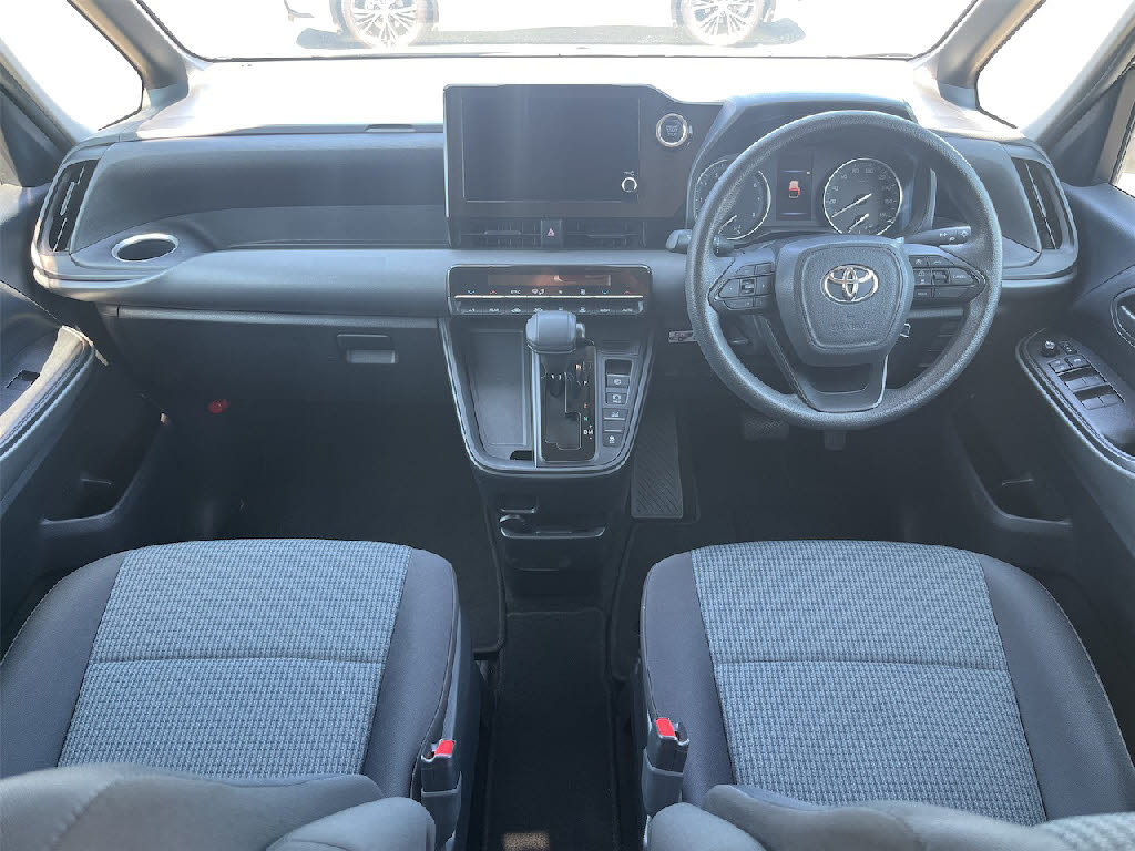 トヨタ ノア X 4WD