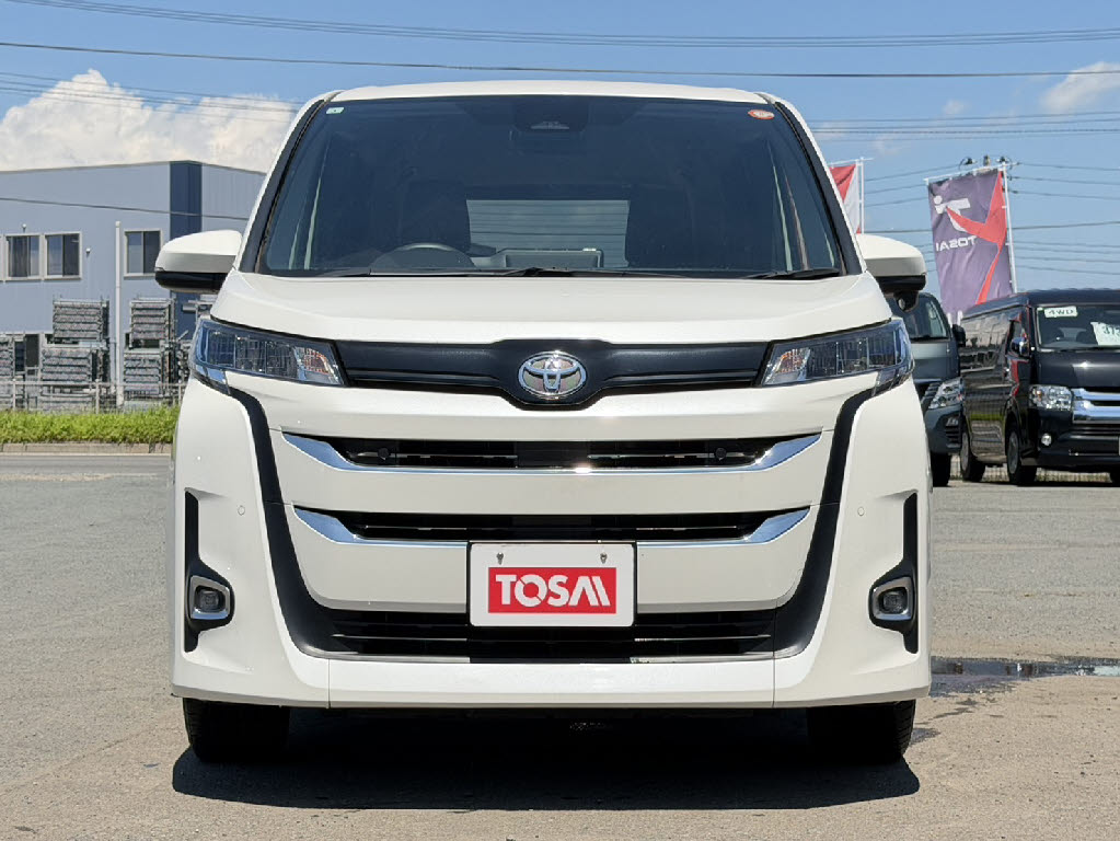 トヨタ ノア X 4WD