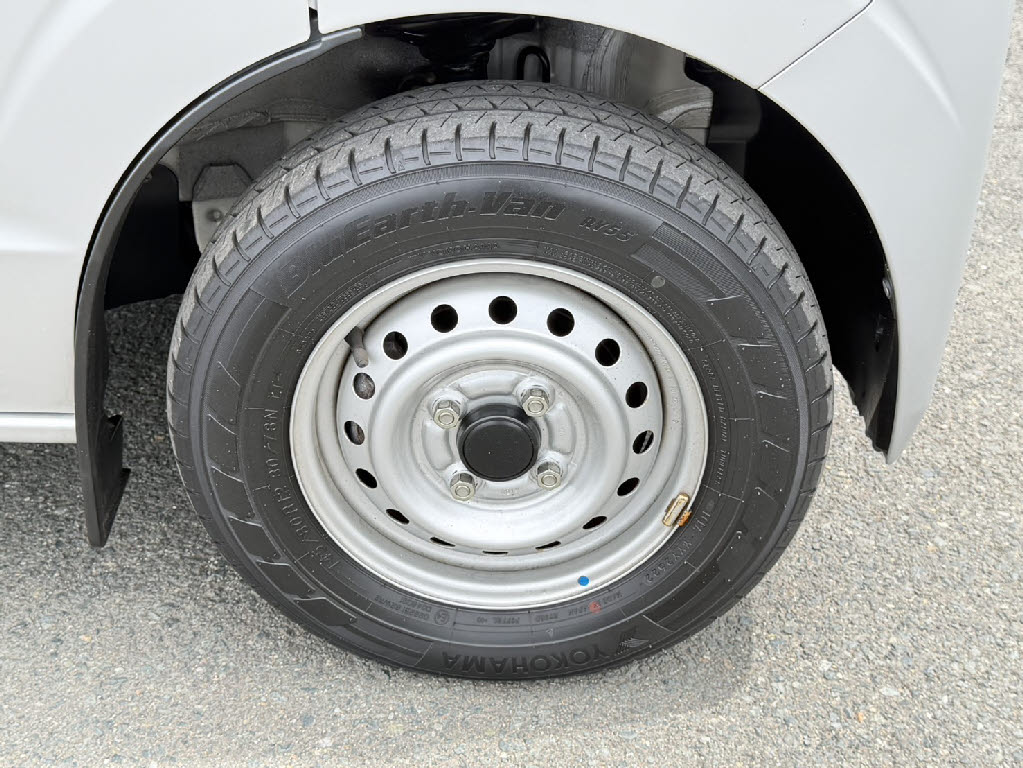 ニッサン NV100ｸﾘｯﾊﾟｰV DX 4WD