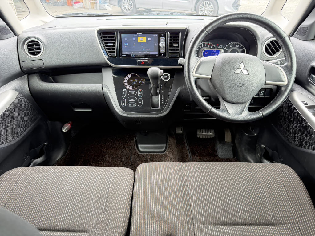 三菱 ｅＫスペース ｶｽﾀﾑG e-ｱｼｽﾄ4WD