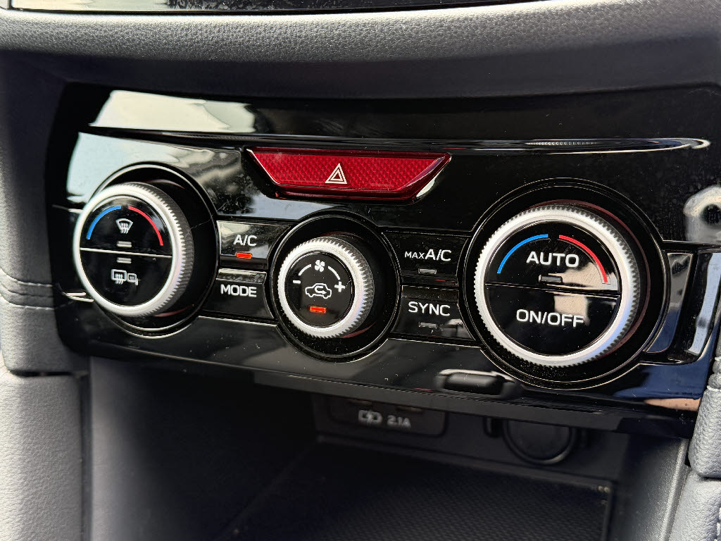 スバル インプレッサＸＶ 2.0e-L EyeSight ｽﾏｰﾄED 4WD