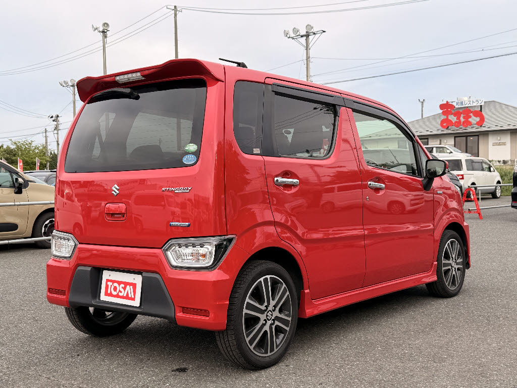スズキ ワゴンＲスティングレー ﾊｲﾌﾞﾘｯﾄﾞT 4WD