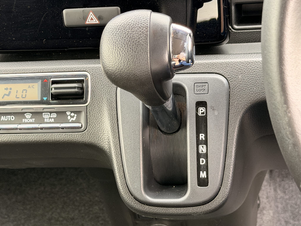 スズキ ワゴンＲスティングレー ﾊｲﾌﾞﾘｯﾄﾞT 4WD