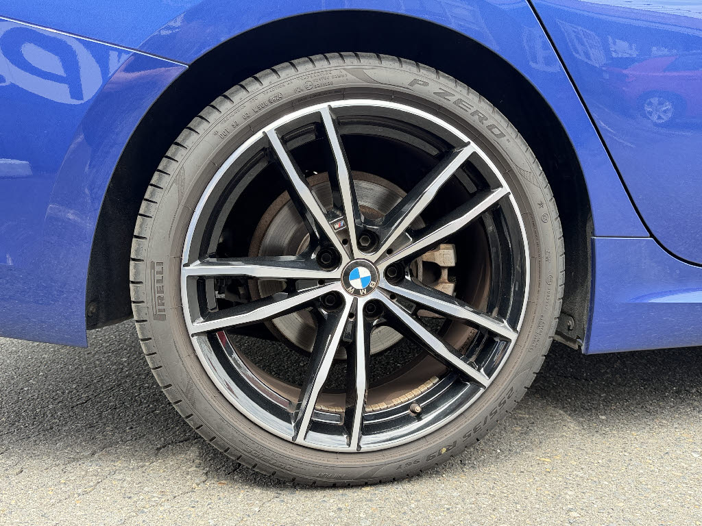 ＢＭＷ ＢＭＷ ３シリーズ 320d-xDrive-Mスポーツ