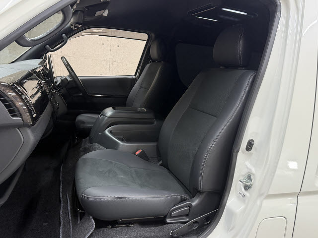 トヨタ ハイエースＶ ﾛﾝｸﾞｽｰﾊﾟｰGLﾀﾞｰｸﾌﾟﾗｲﾑ2