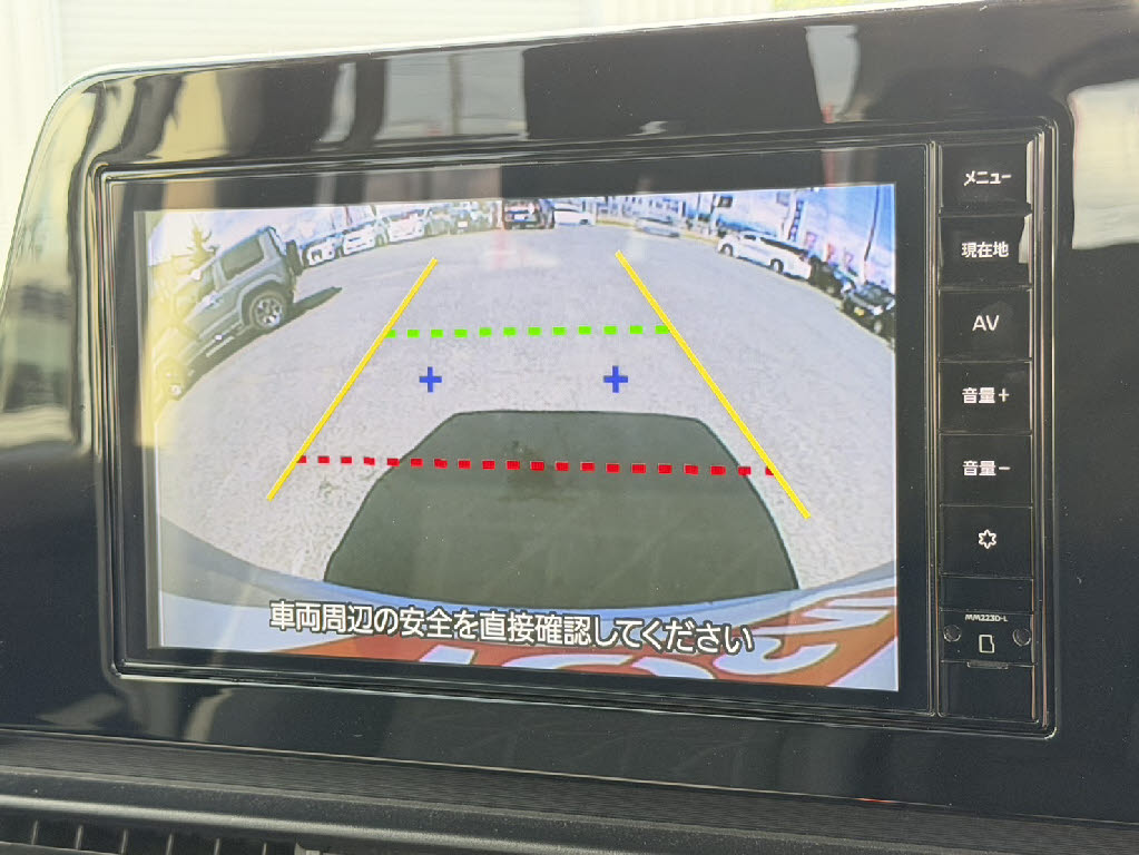 ニッサン セレナ XV 4WD