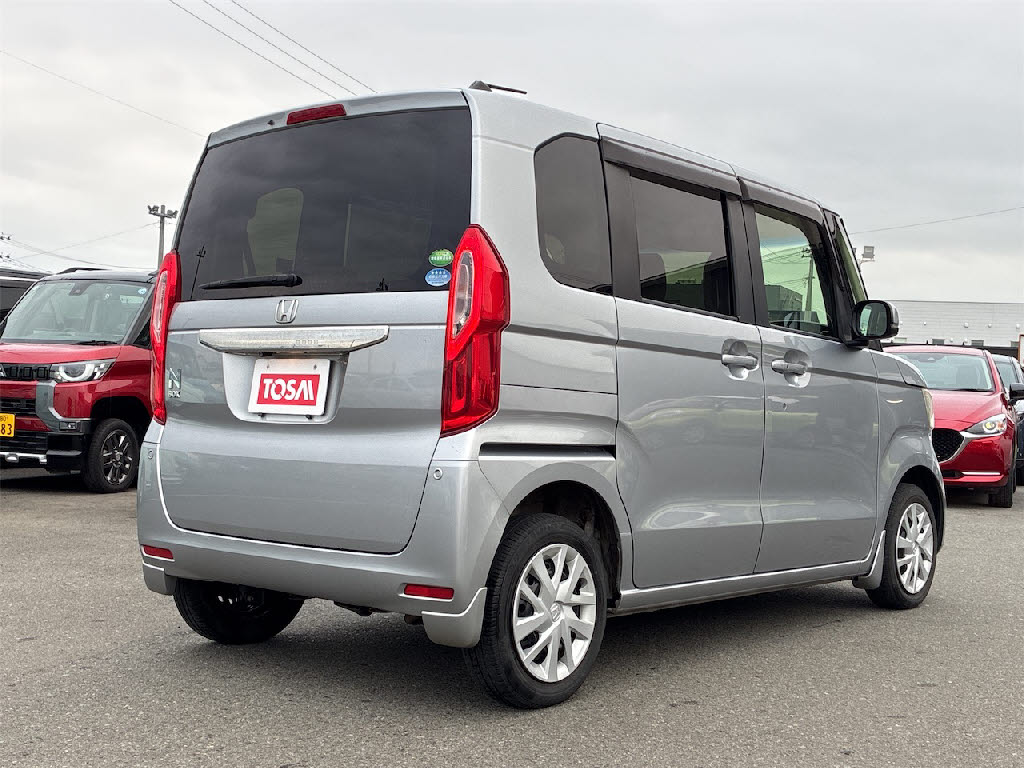 ホンダ Ｎ　ＢＯＸ G・Lﾎﾝﾀﾞｾﾝｼﾝｸﾞ 4WD