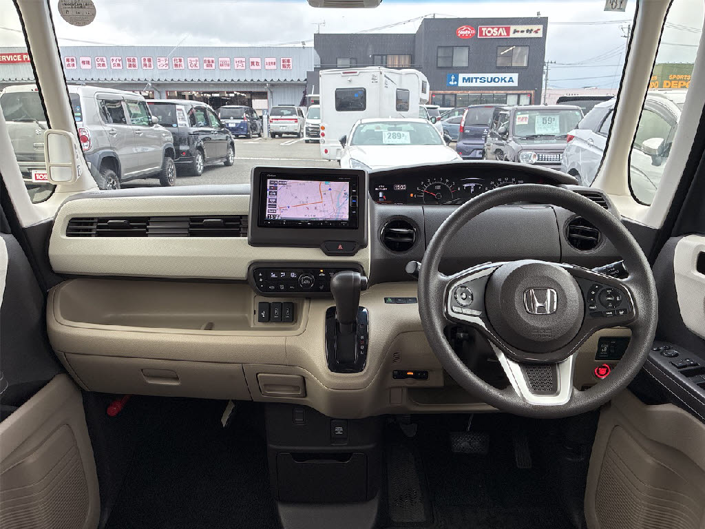 ホンダ Ｎ　ＢＯＸ G・Lﾎﾝﾀﾞｾﾝｼﾝｸﾞ 4WD