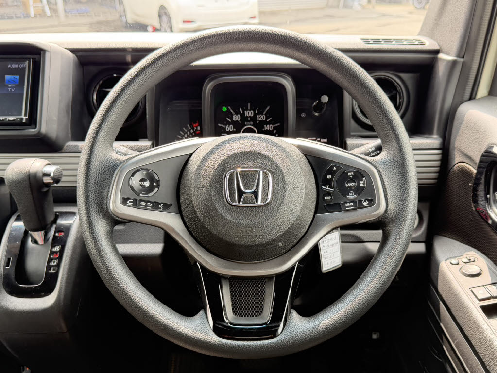 ホンダ Ｎ－ＶＡＮ ﾌｧﾝ･ﾎﾝﾀﾞｾﾝｼﾝｸﾞ4WD