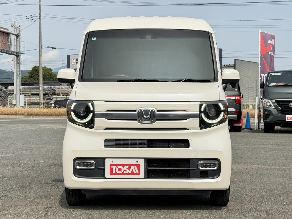 ホンダ Ｎ－ＶＡＮ ﾌｧﾝ･ﾎﾝﾀﾞｾﾝｼﾝｸﾞ4WD