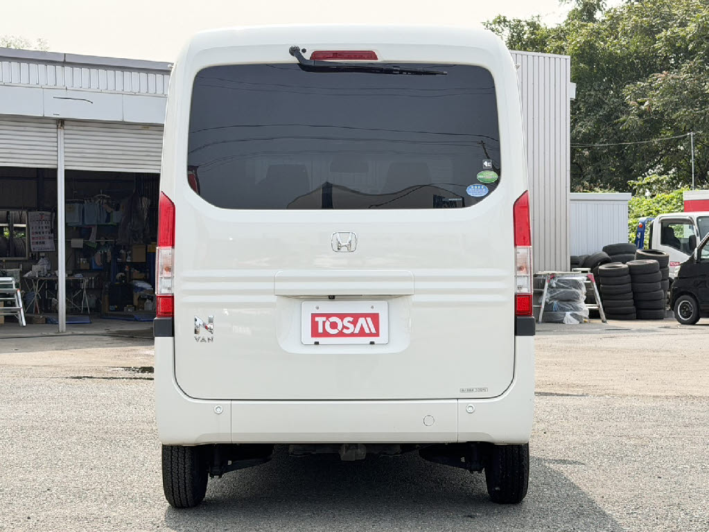 ホンダ Ｎ－ＶＡＮ ﾌｧﾝ･ﾎﾝﾀﾞｾﾝｼﾝｸﾞ4WD