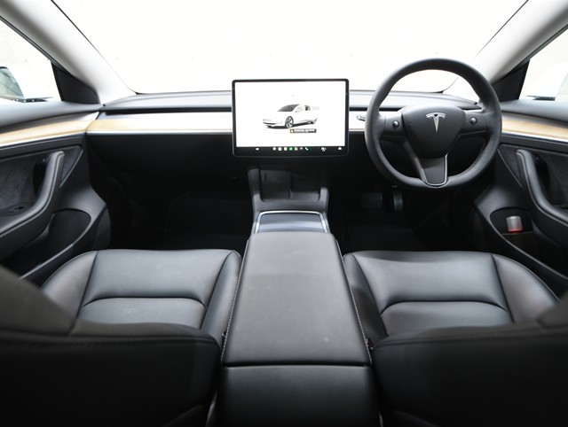 その他輸入車 テスラ モデル３ ベースグレード