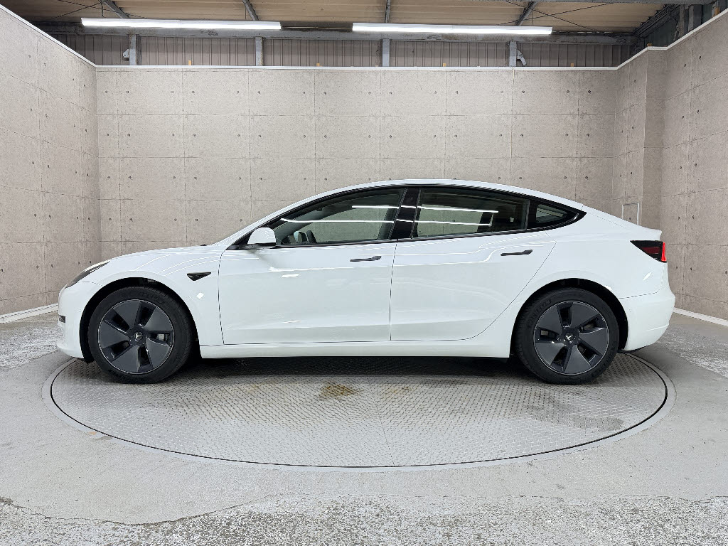 その他輸入車 テスラ モデル３ ベースグレード