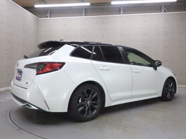 トヨタ カローラツーリング ハイブリッドＷ×Ｂ