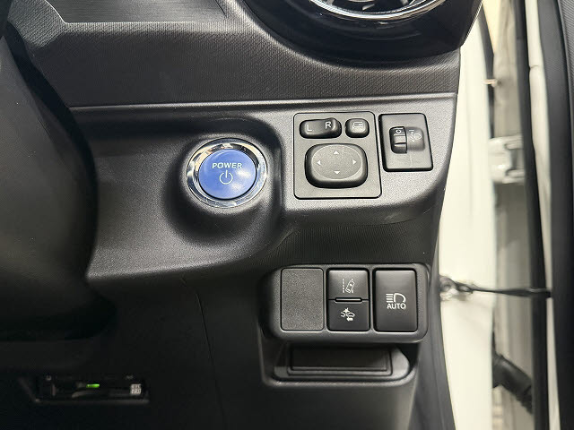 トヨタ アクア Ｇ