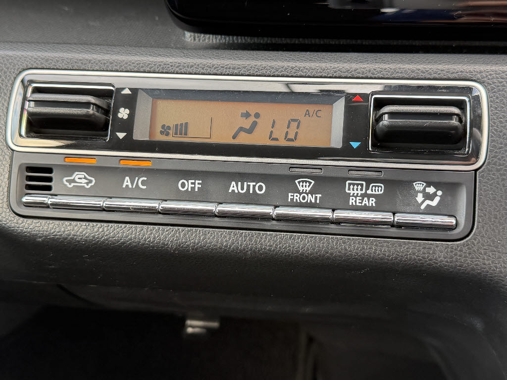 スズキ ワゴンＲスティングレー HYBRID T 4WD