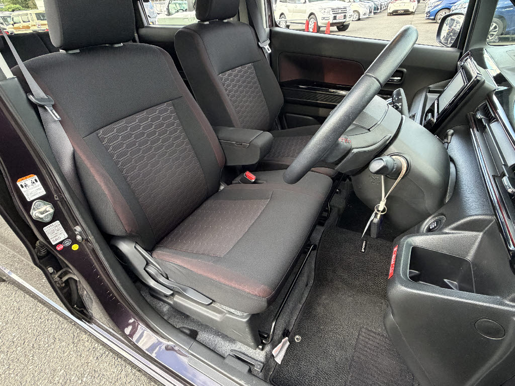 スズキ ワゴンＲスティングレー HYBRID T 4WD