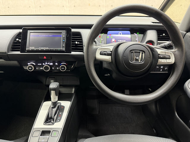 ホンダ ﾌｨｯﾄ e:HEV ﾍﾞｰｼｯｸ