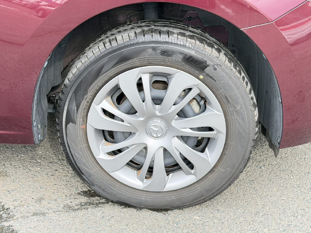 マツダ デミオ 15S 4WD