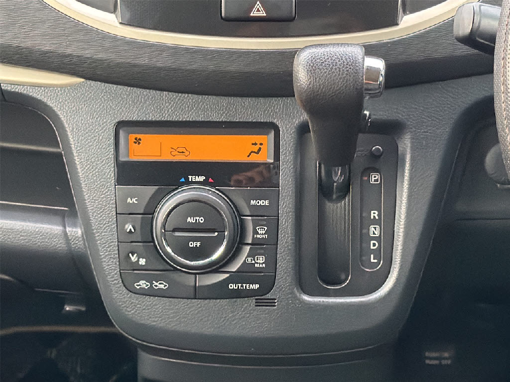 スズキ ワゴンＲスティングレー Jｽﾀｲﾙ 4WD
