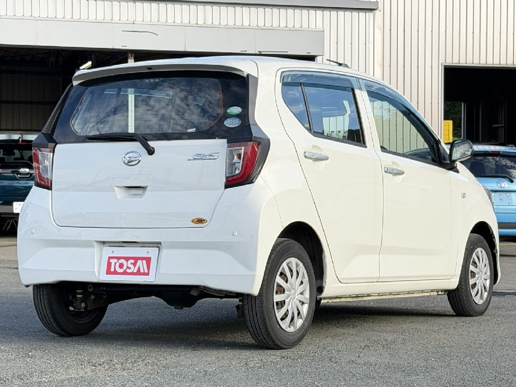 ダイハツ ミライース L SAⅢ 4WD