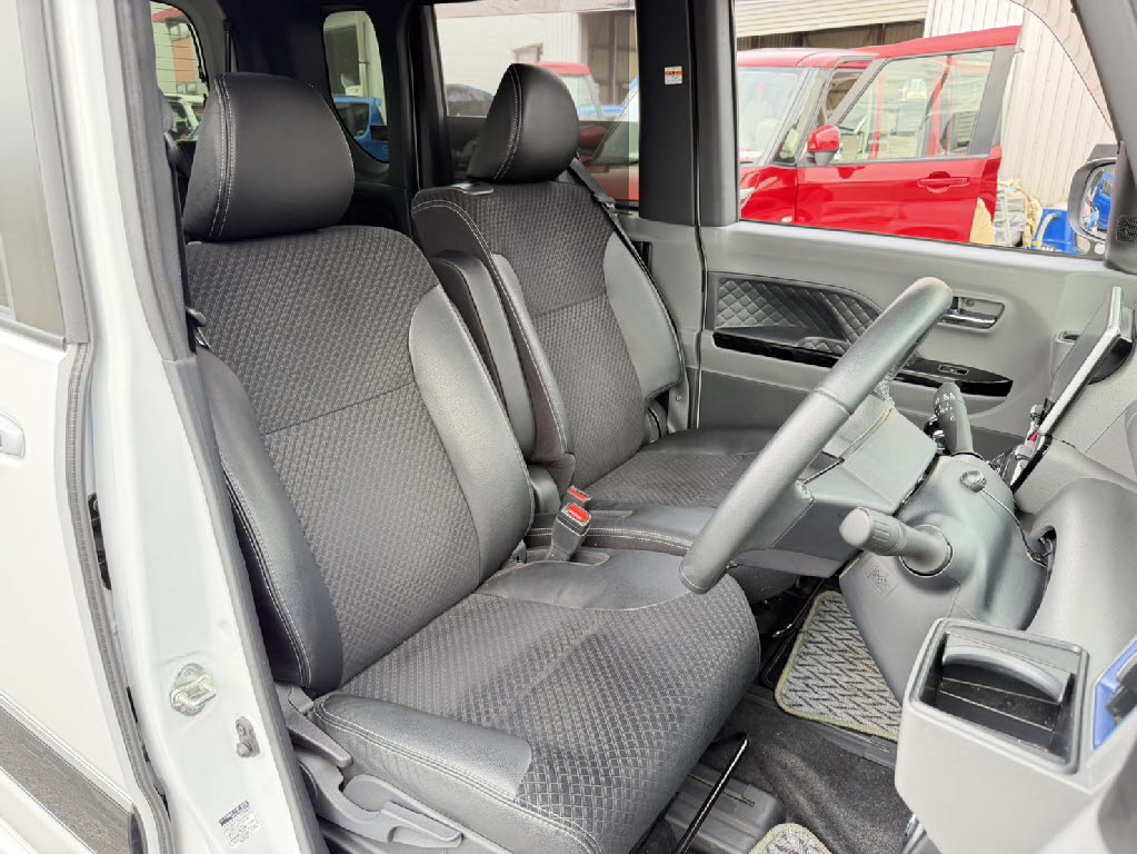 ダイハツ タント ｶｽﾀﾑRSｾﾚｸｼｮﾝ 4WD