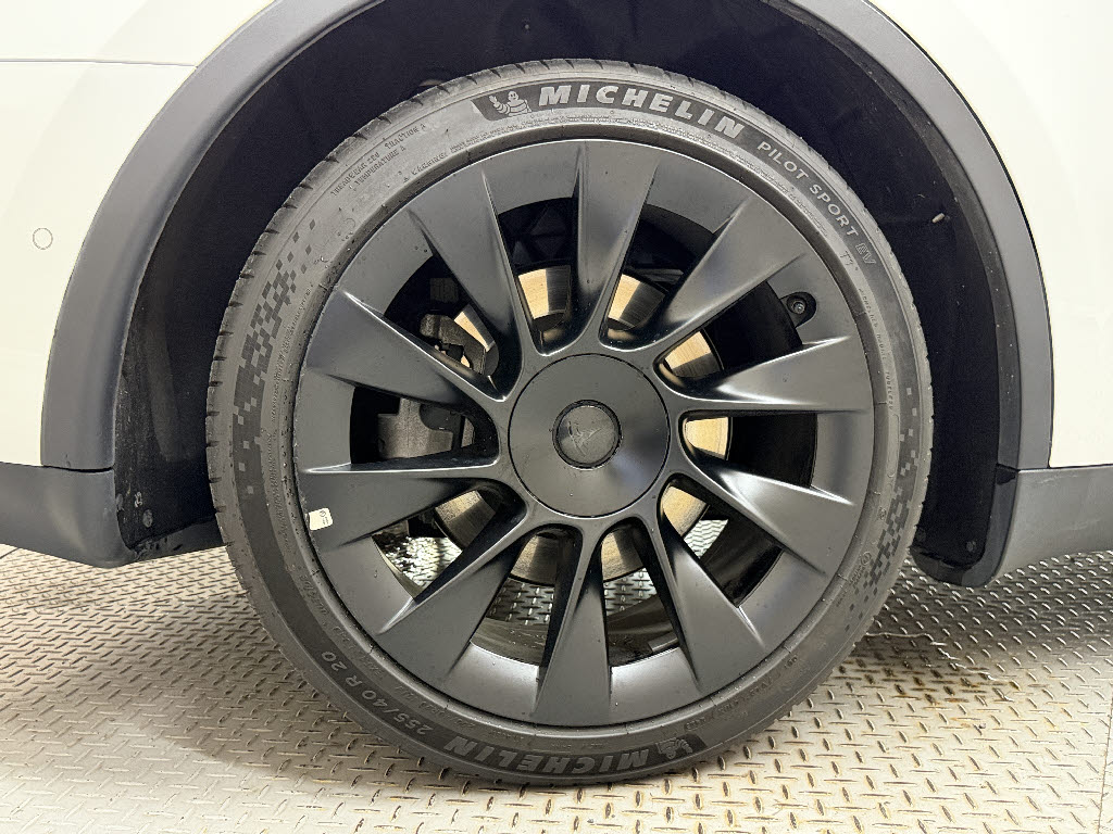 その他輸入車 テスラ モデルＹ ＲＷＤ