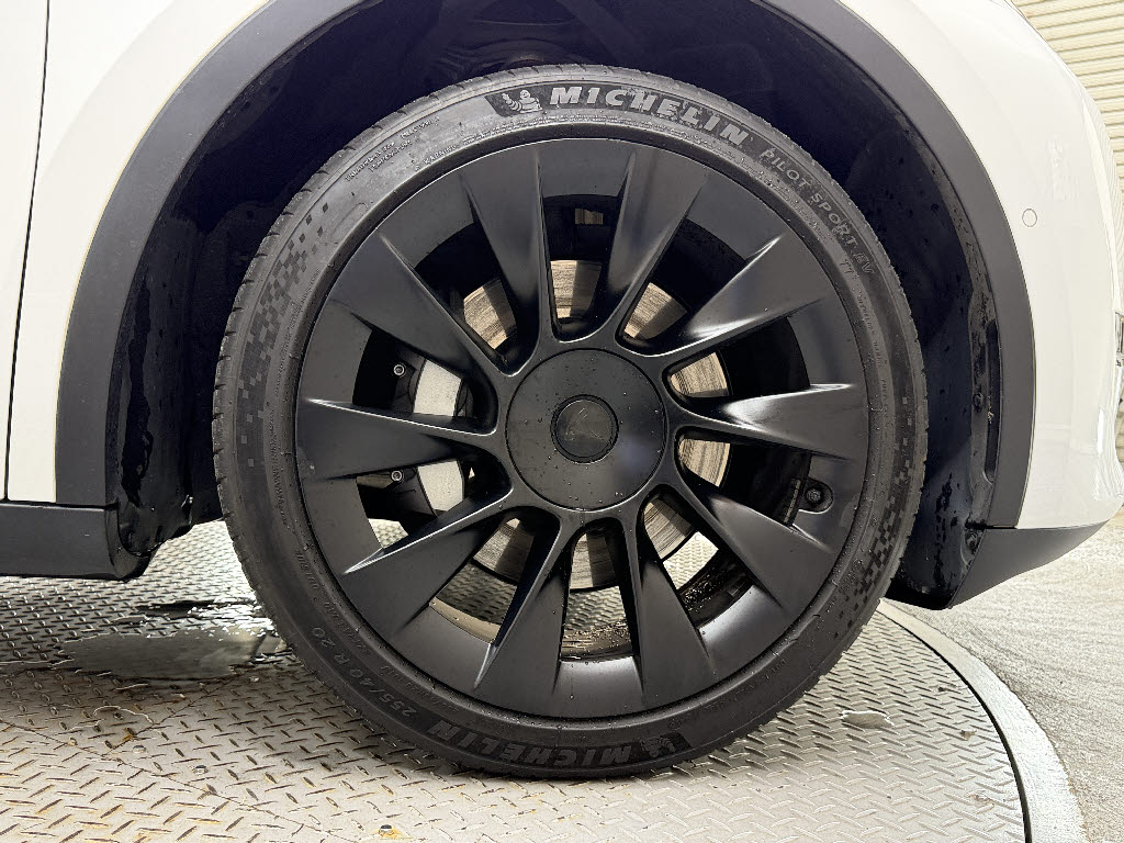 その他輸入車 テスラ モデルＹ ＲＷＤ