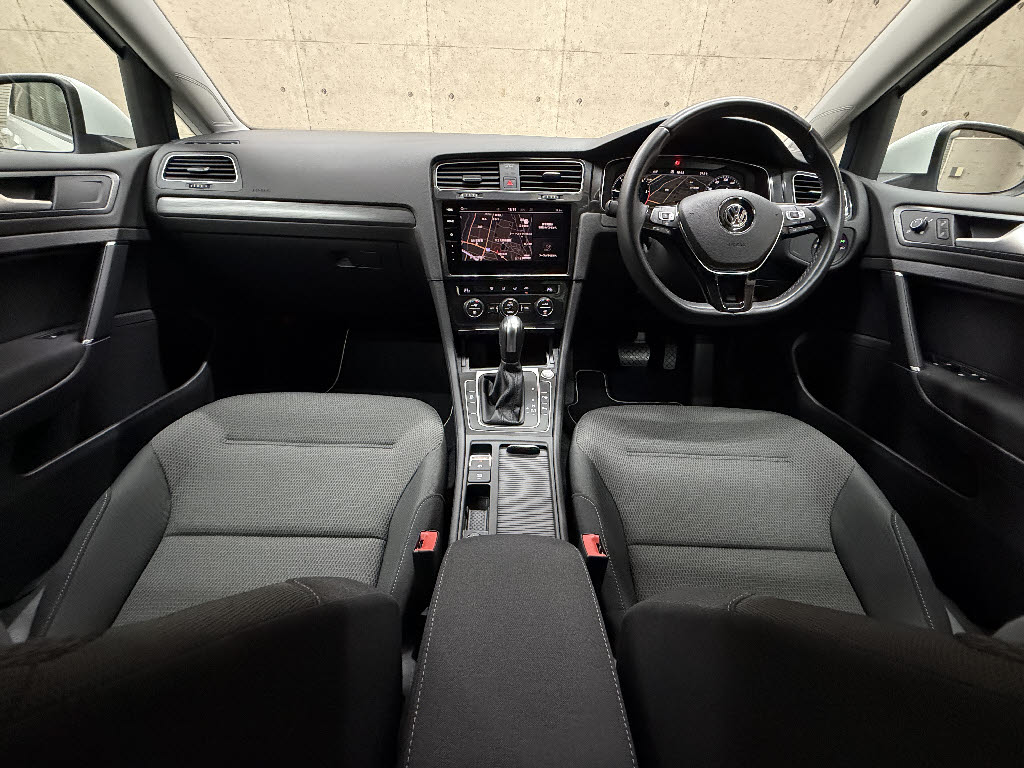 フォルクスワーゲン ＶＷゴルフヴァリアント ｳﾞｧﾘｱﾝﾄTDIｺﾝﾌｫｰﾄﾗｲﾝﾏｲｽﾀｰ