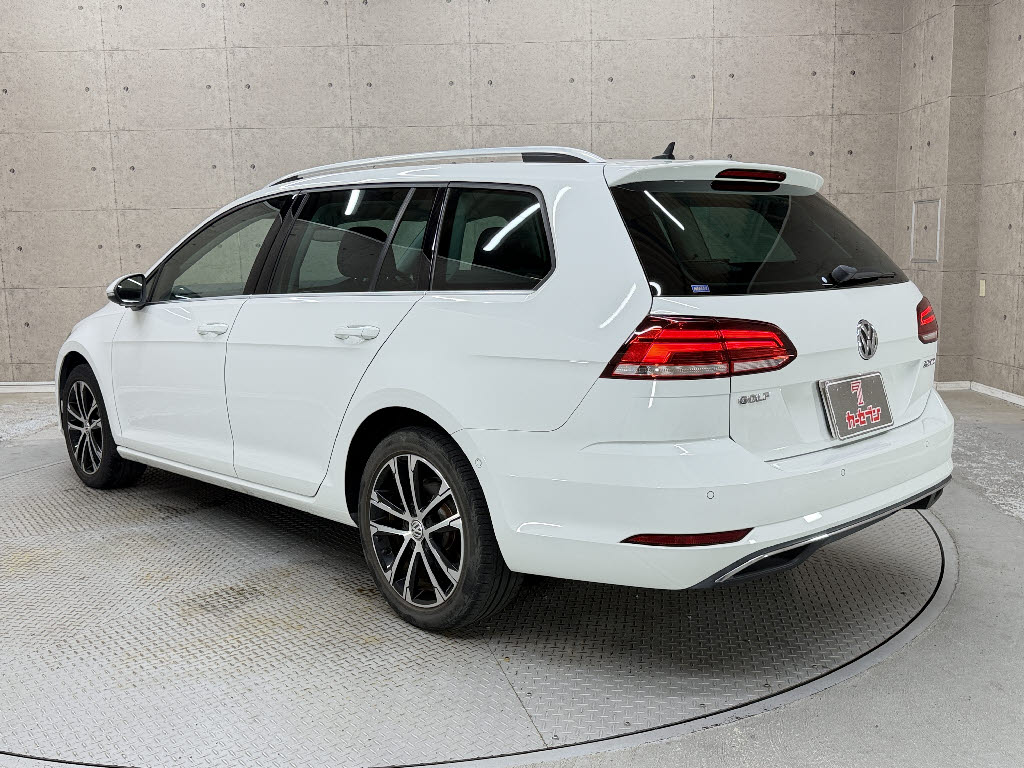 フォルクスワーゲン ＶＷゴルフヴァリアント ｳﾞｧﾘｱﾝﾄTDIｺﾝﾌｫｰﾄﾗｲﾝﾏｲｽﾀｰ