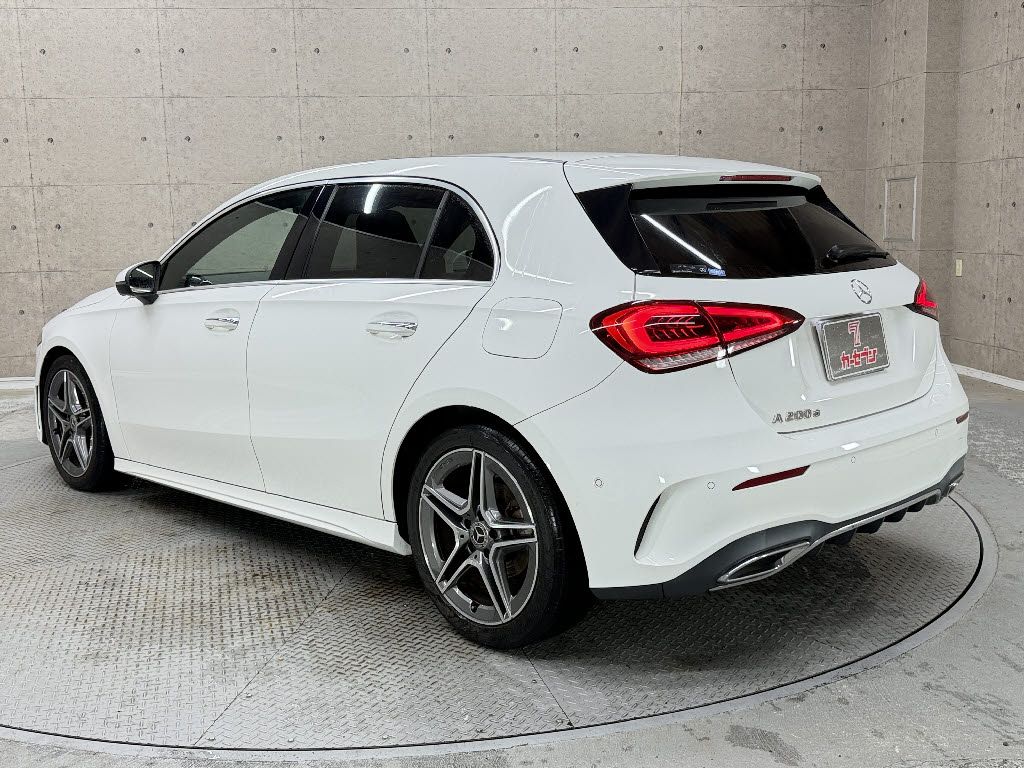 メルセデスベンツ ﾒﾙｾﾃﾞｽﾍﾞﾝﾂ Aｸﾗｽ 200d　AMGﾗｲﾝ