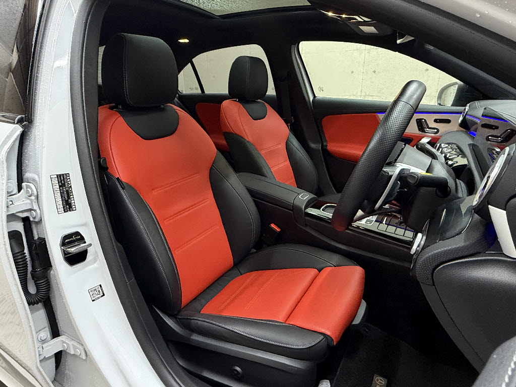メルセデスベンツ ﾒﾙｾﾃﾞｽﾍﾞﾝﾂ Aｸﾗｽ ｾﾀﾞﾝ AMG　A35　4ﾏﾁｯｸ