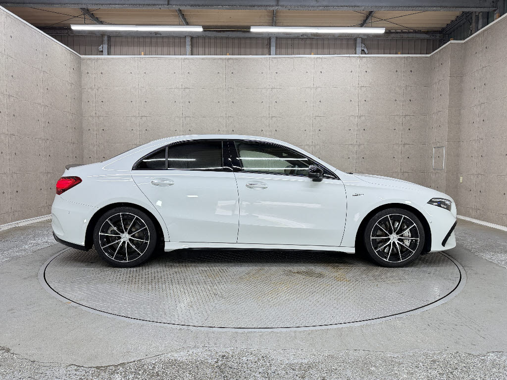 メルセデスベンツ ﾒﾙｾﾃﾞｽﾍﾞﾝﾂ Aｸﾗｽ ｾﾀﾞﾝ AMG　A35　4ﾏﾁｯｸ