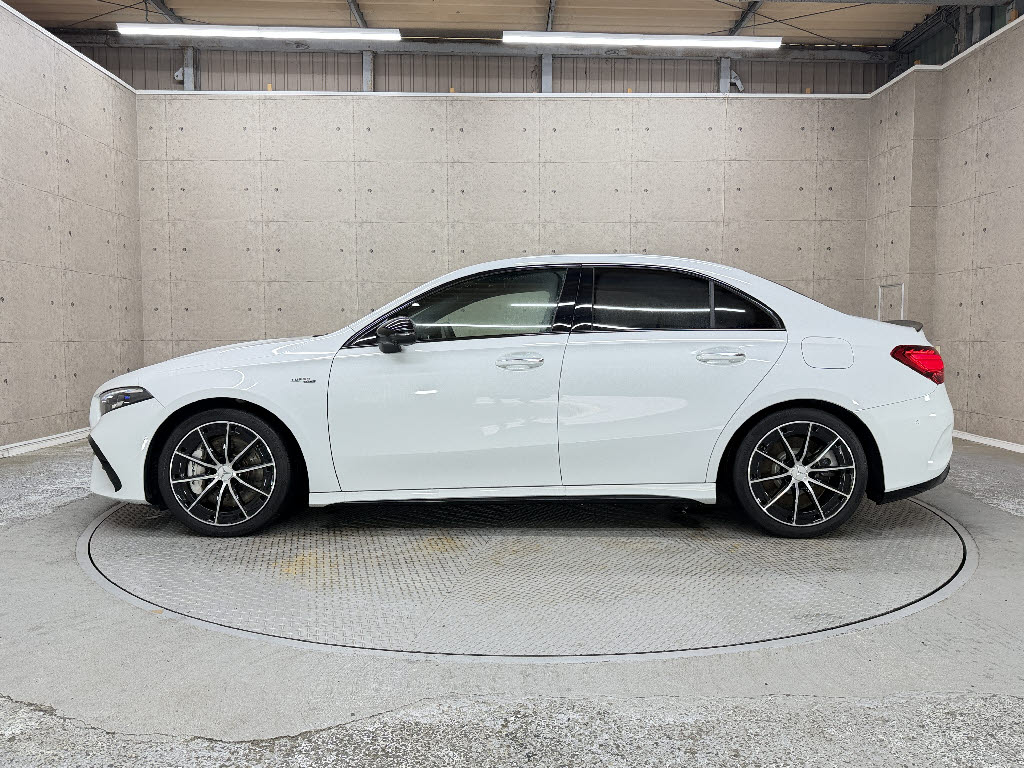 メルセデスベンツ ﾒﾙｾﾃﾞｽﾍﾞﾝﾂ Aｸﾗｽ ｾﾀﾞﾝ AMG　A35　4ﾏﾁｯｸ
