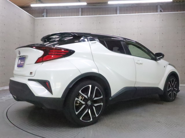 トヨタ Ｃ-ＨＲ Ｓ－Ｔ　ＧＲスポーツ