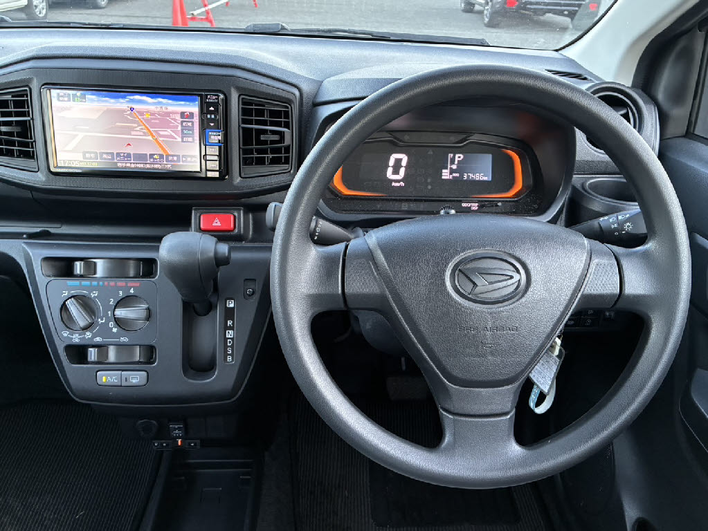 ダイハツ ミライース L SA3 4WD