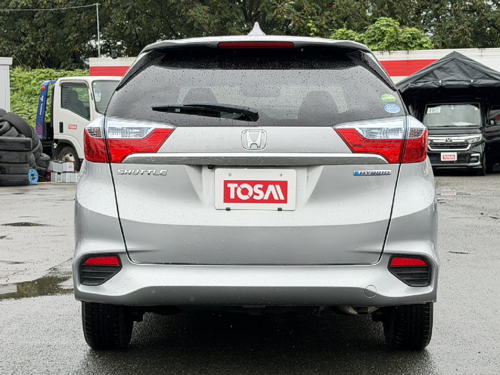 ホンダ シャトル ハイブリッド 4WD